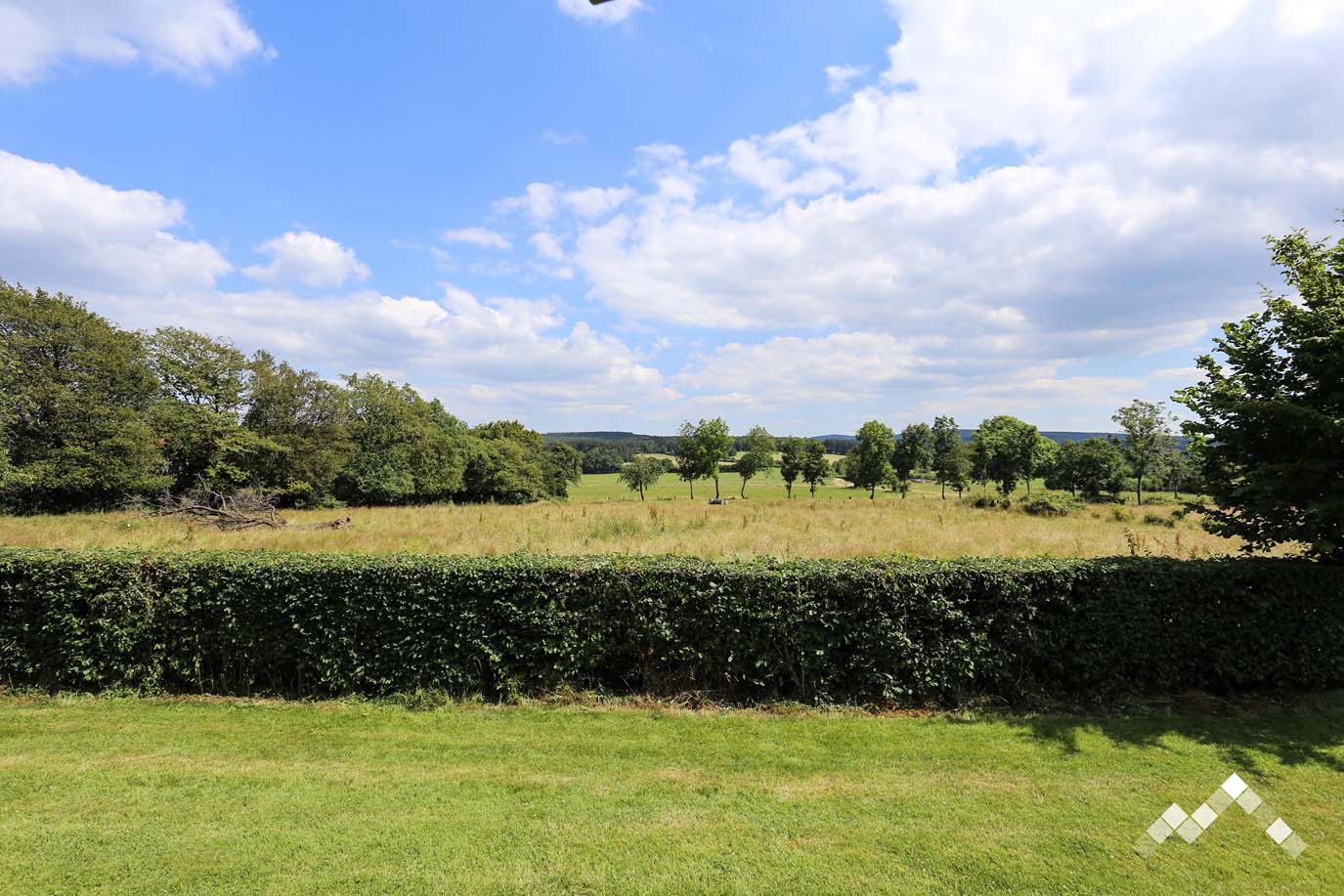 JADIS COTTAGE-60